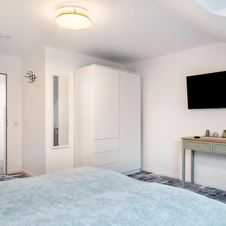 Buehlchen Apartment
